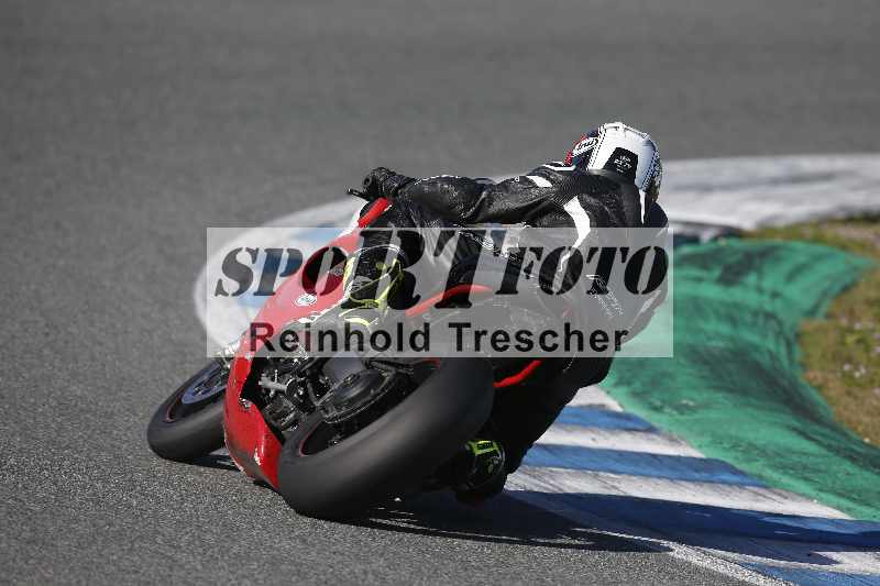 /Archiv-2024/02 29.01.-02.02.2024 Moto Center Thun Jerez/Gruppe blau-blue/backside